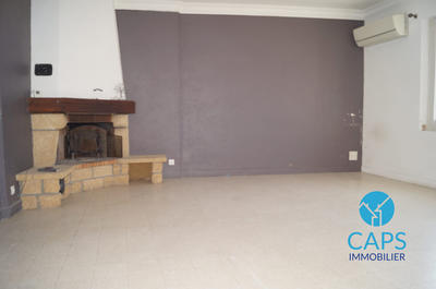 Maison - 216 m² - 8 pièces