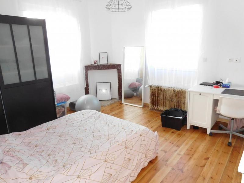 Maison - 250 m² - 7 pièces