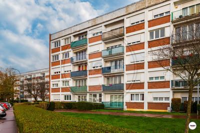 Appartement - 93 m² - 4 pièces