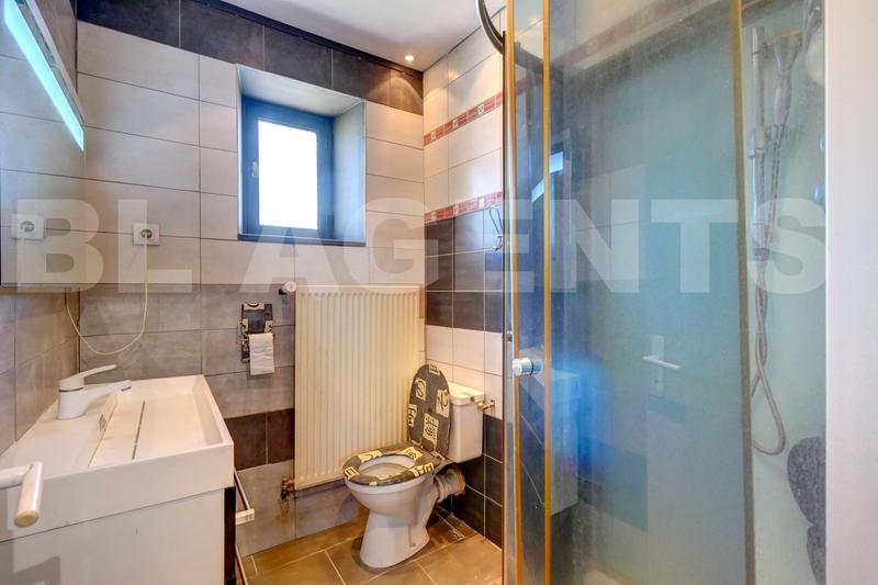 Maison - 183 m² - 8 pièces