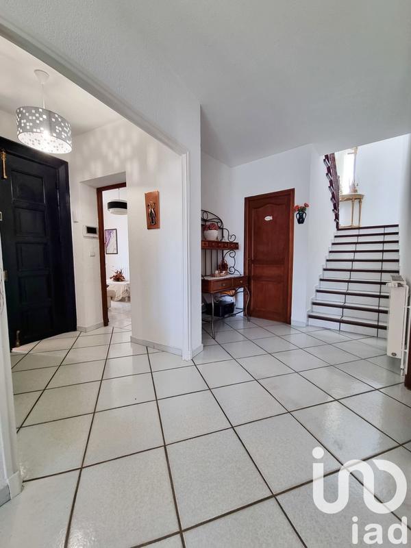 Maison - 321 m² - 9 pièces