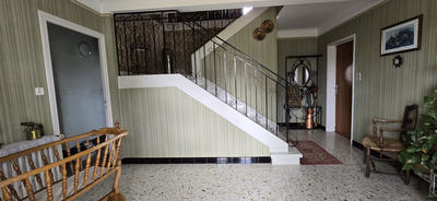 Maison - 179 m² - 8 pièces