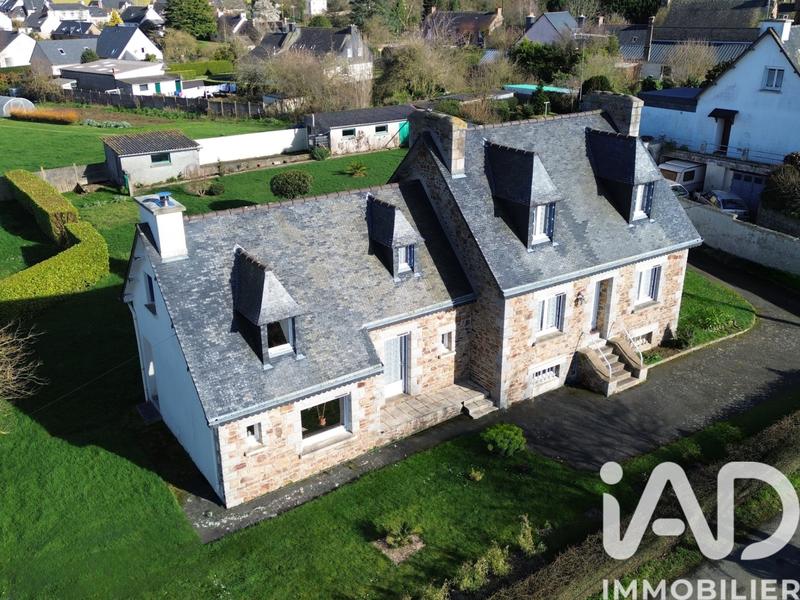 Maison - 152 m² - 6 pièces