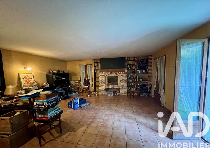 Maison - 227 m² - 9 pièces