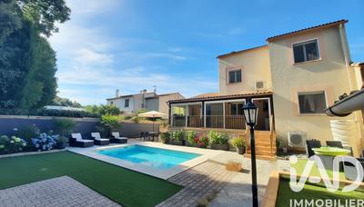 Maison - 152 m² - 6 pièces