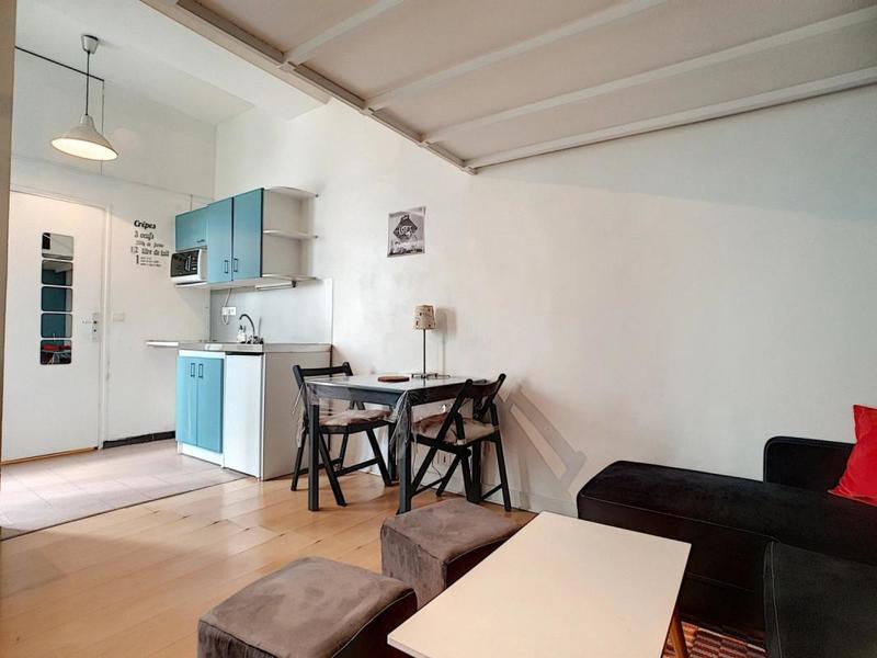 Studio - 24 m² - 1 pièce