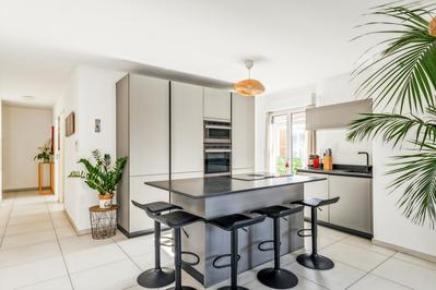 Appartement - 77 m² - 3 pièces