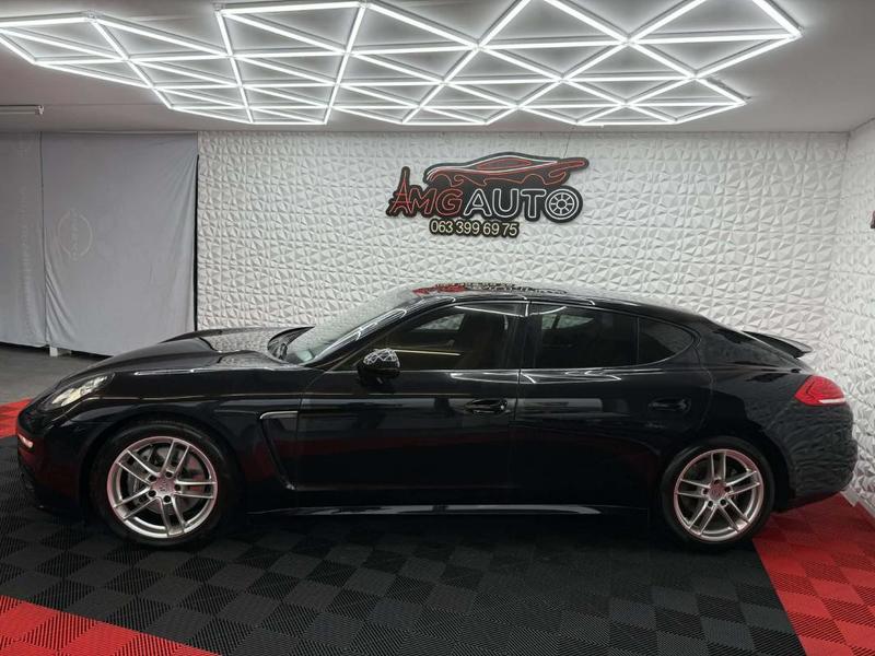 Porsche Panamera 3.0 d V6 24v s&amp;S 300 Cv. Bva8