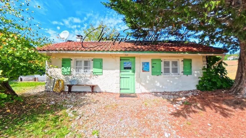 Propriété - 310 m² - 11 pièces