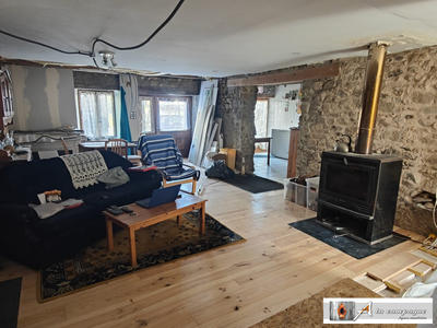 Maison ancienne - 127 m² - 4 pièces