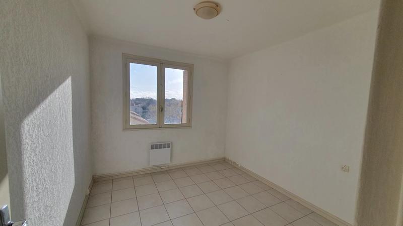 Appartement - 80 m² - 5 pièces