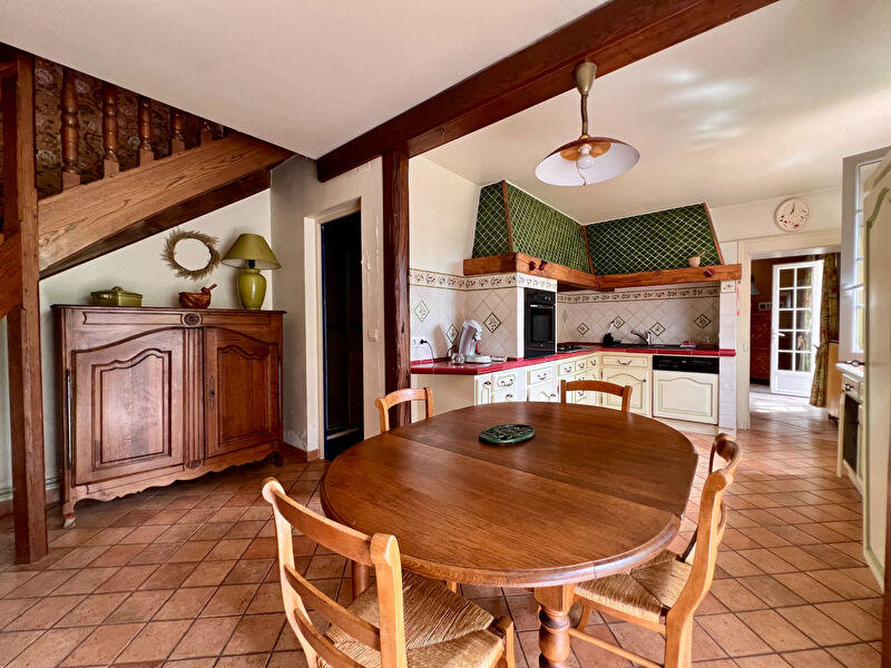 Maison - 174 m² - 6 pièces