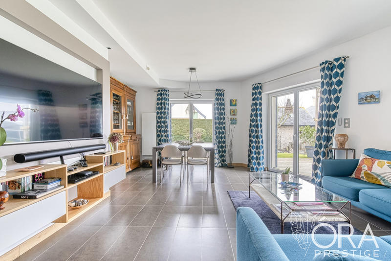 Maison contemporaine - 162 m² - 7 pièces