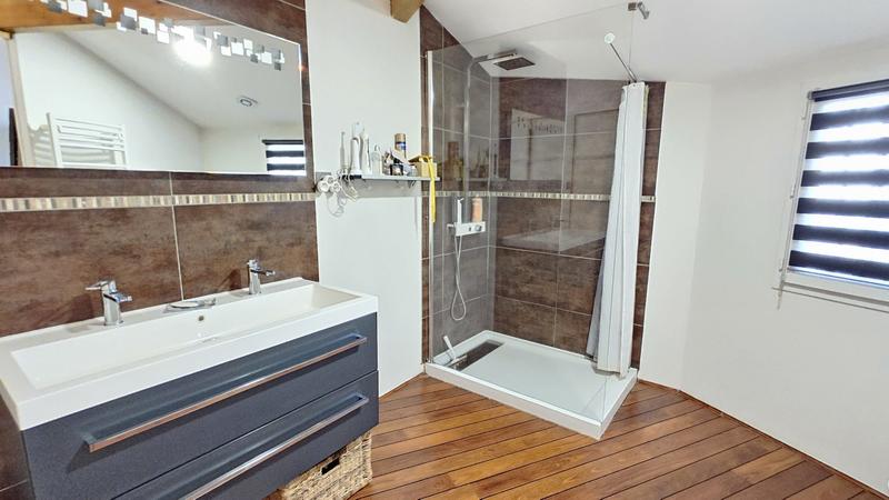 Maison - 156 m² - 6 pièces