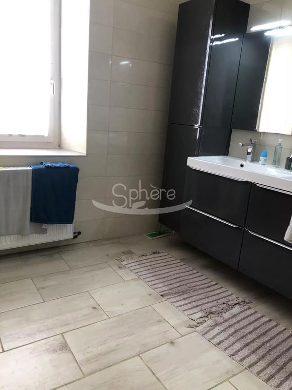 Maison de village - 155 m² - 10 pièces