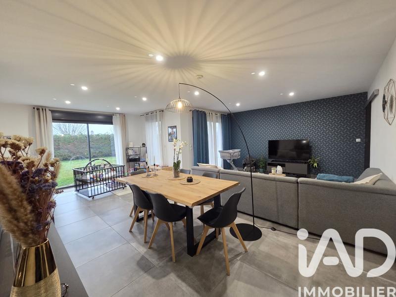 Maison - 105 m² - 4 pièces