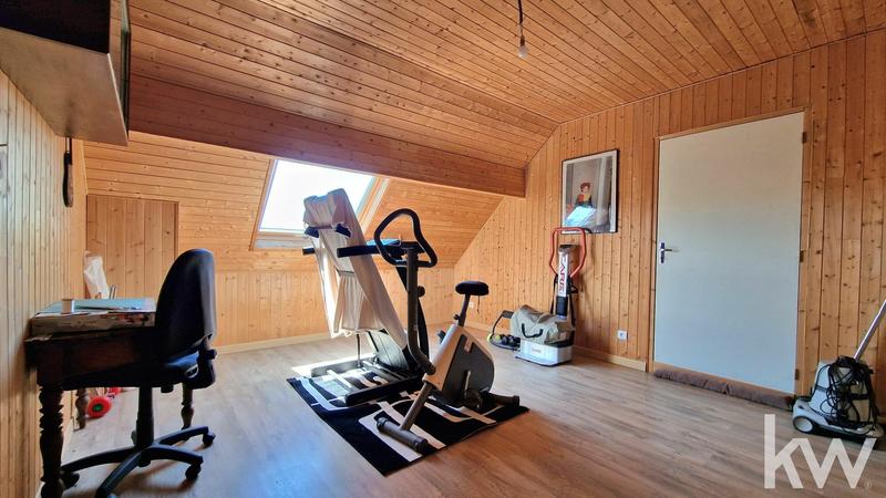 Maison - 189 m² - 8 pièces