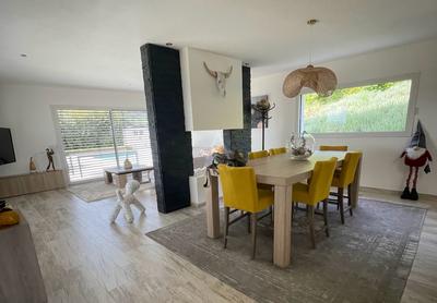 Villa - 140 m² - 5 pièces