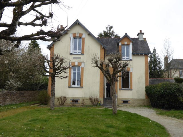 Maison - 85 m² - 4 pièces