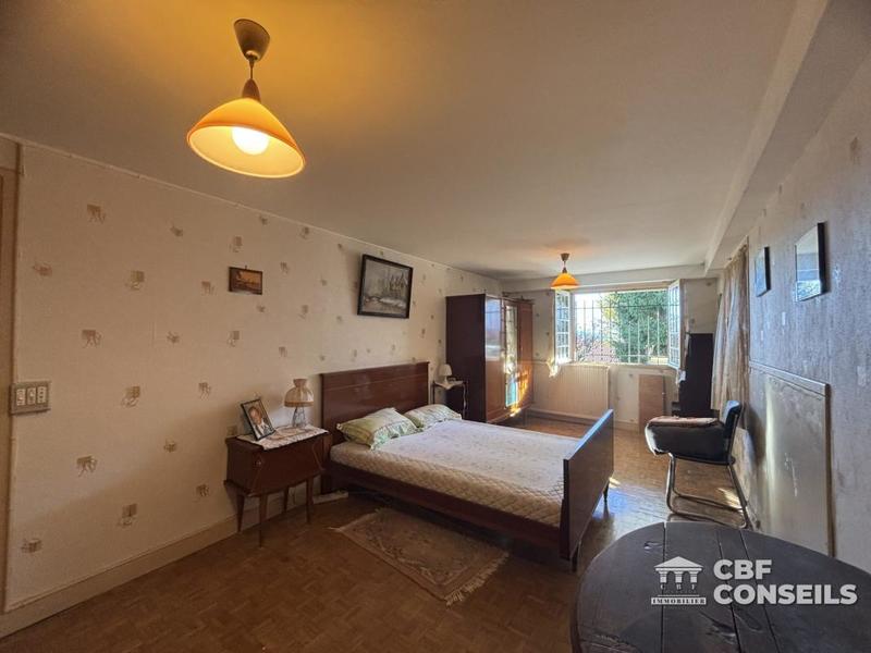 Maison - 162 m² - 7 pièces