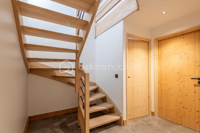 Duplex - 179 m² - 5 pièces