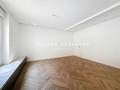 Appartement - 133 m² - 5 pièces