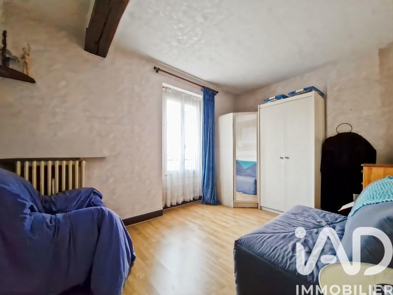 Maison - 228 m² - 7 pièces