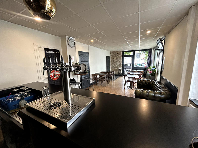 Local commercial - 66 m² - 3 pièces