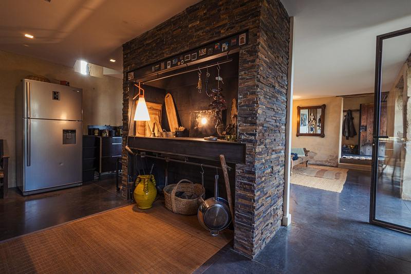 Maison - 308 m² - 10 pièces