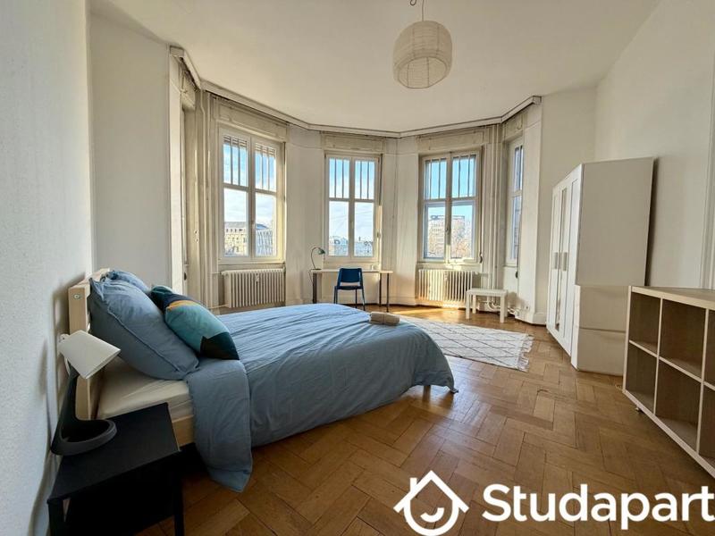Chambre - 10 m² - 1 pièce