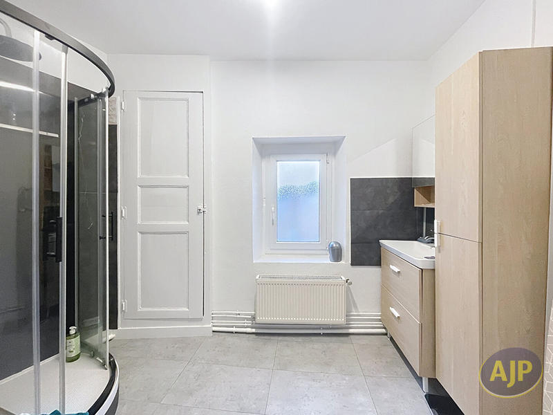 Maison - 82 m² - 3 pièces