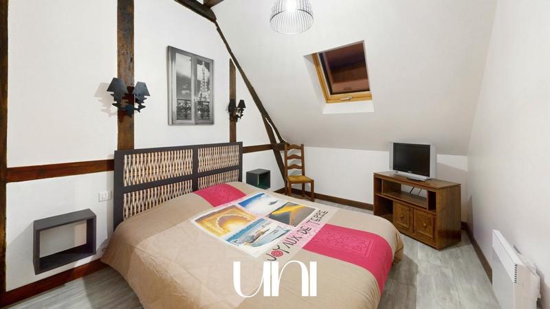 Maison - 630 m² - 30 pièces