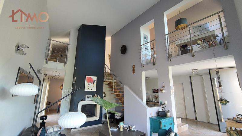 Maison traditionnelle - 170 m² - 6 pièces