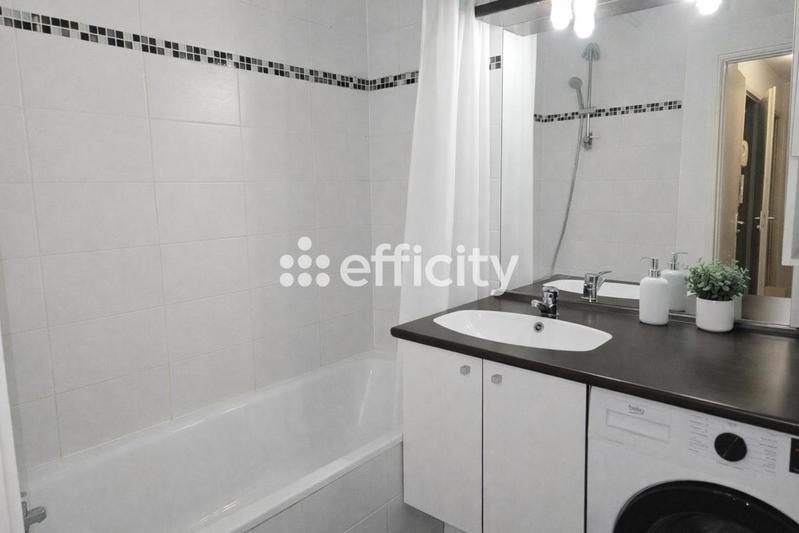 Appartement - 90 m² - 4 pièces