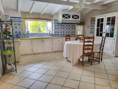 Maison - 157 m² - 4 pièces