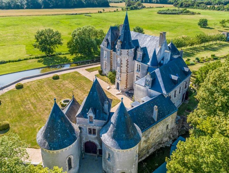 Manoir - 620 m² - 20 pièces