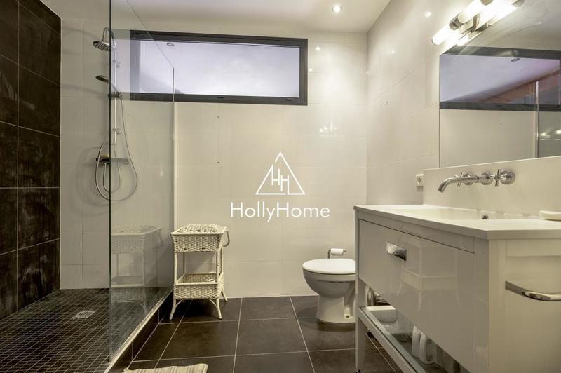 Appartement ancien - 126 m² - 4 pièces