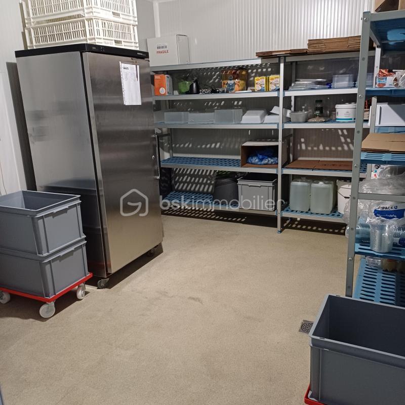 Bureau - 95 m² - 4 pièces