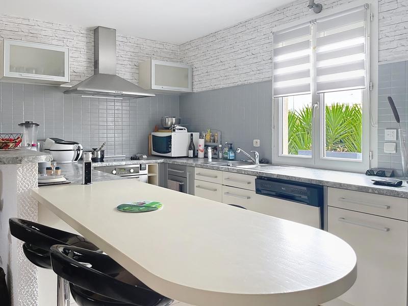 Maison - 110 m² - 4 pièces