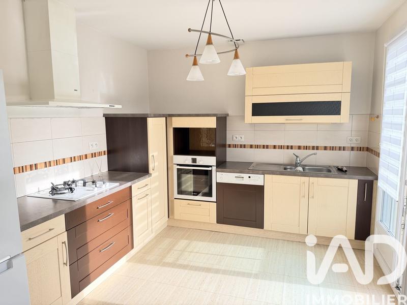 Maison - 96 m² - 4 pièces