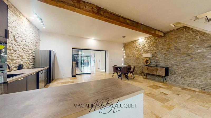 Maison - 164 m² - 5 pièces