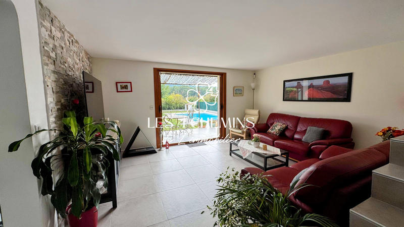 Villa - 140 m² - 5 pièces