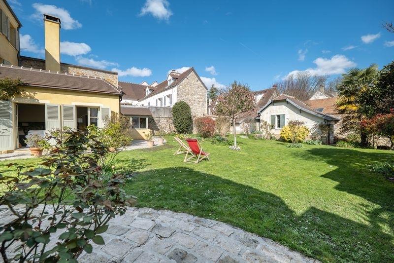 Maison - 210 m² - 8 pièces
