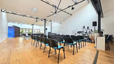 Entrepôt - 400 m² - 10 pièces