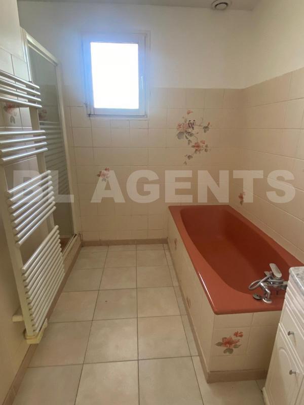 Maison - 116 m² - 7 pièces