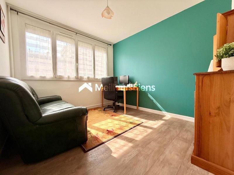 Appartement - 74 m² - 4 pièces