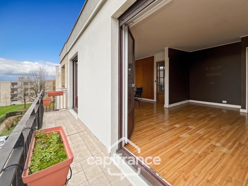 Appartement - 85 m² - 5 pièces