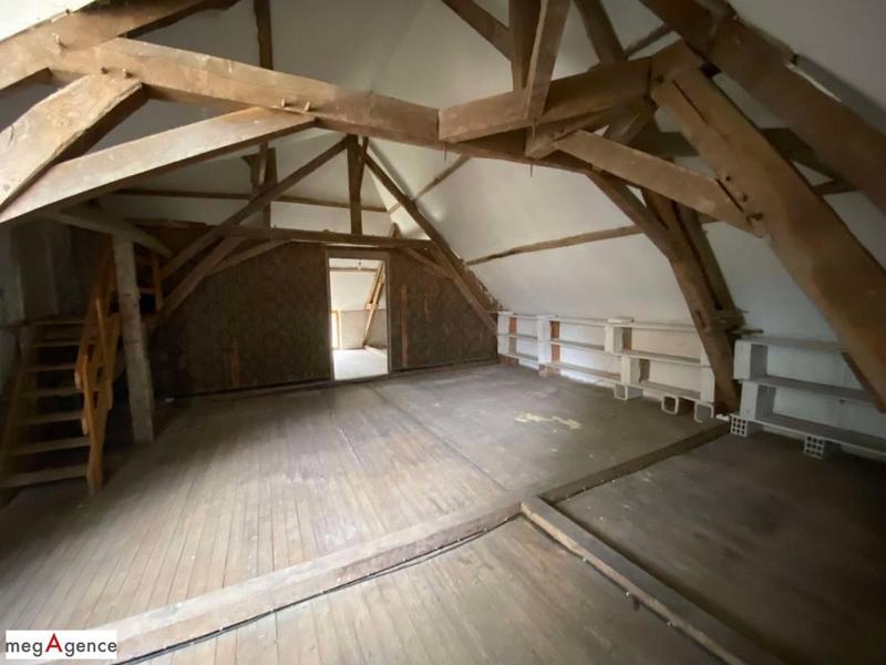 Maison - 277 m² - 12 pièces