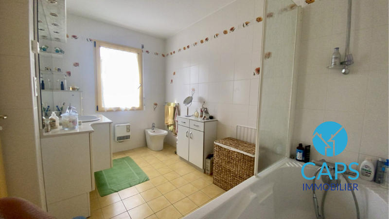 Maison - 130 m² - 4 pièces