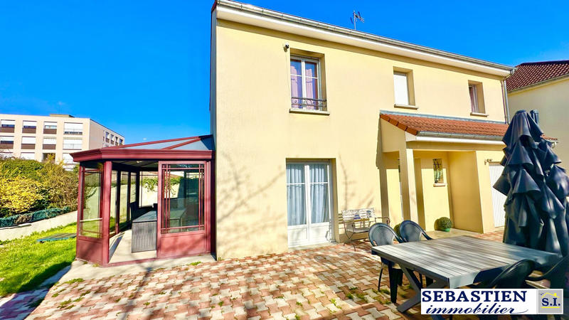 Maison - 116 m² - 6 pièces